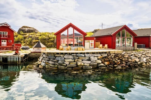 Property building, Day, Natural landscape