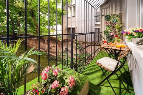 Your Spacious Home With Terrace & 3 Acs Apartment in Sofia