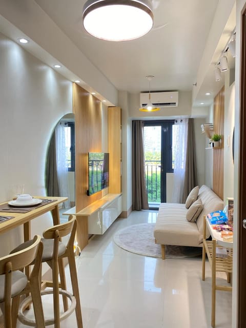 TV and multimedia, Dining area, air conditioner