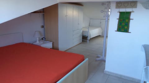 Smeralda Guest House Bed and Breakfast in La Caletta