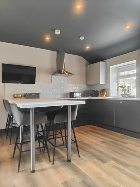 Sloane modern 2 bedroom seafront Apartment Apartment in Blackpool