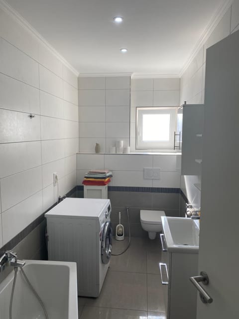 Toilet, Bathroom, Bath