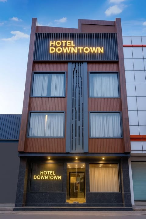 Property building, Day, Text overlay, City view, Street view