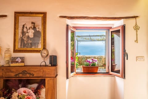 Casa Della Nonna Nel Borgo House in Baunei