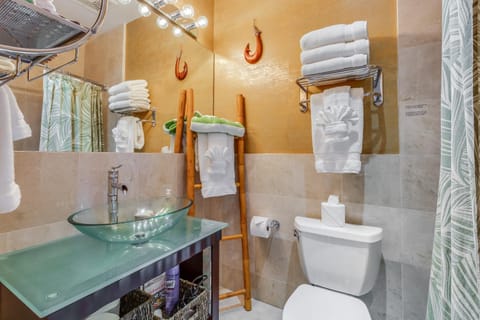 Palms At Waikiki By Chase 'N Rainbows Apartment hotel in McCully-Moiliili