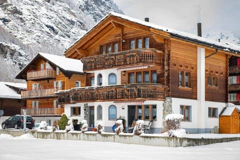 Property building, Winter