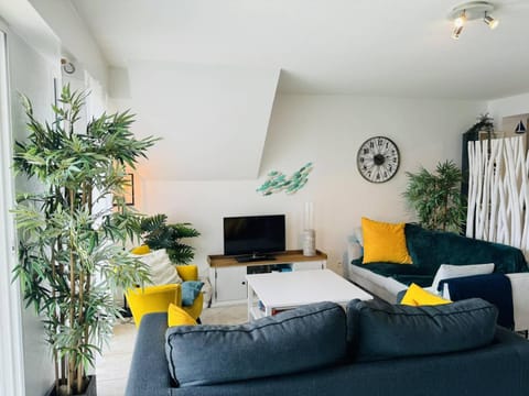 3 pièces plein centre, parking, 400m plage Apartment in Quiberon