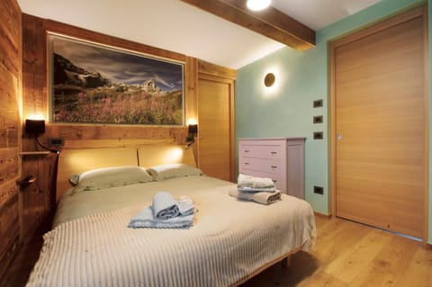 Living room, Bedroom