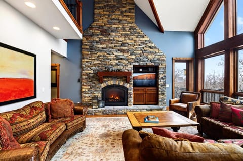 Blue Ridge Retreat with Wintergreen Advantage House in Nelson County