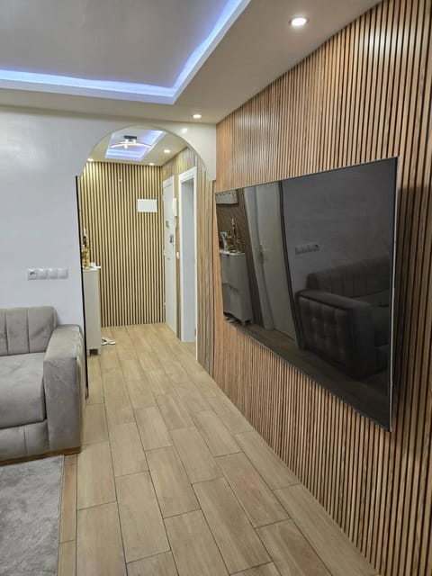 Communal lounge/ TV room, TV and multimedia, Seating area