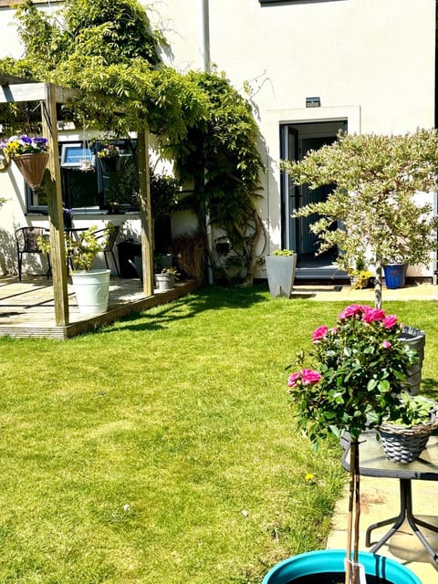 The Garden Room Apartment in Torquay