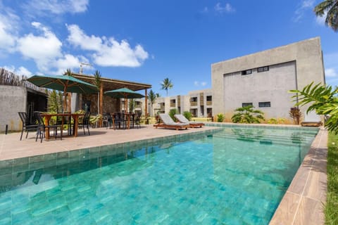 Swimming pool