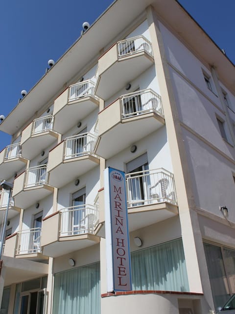 Property building, Day