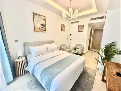Bed, Living room, Bedroom