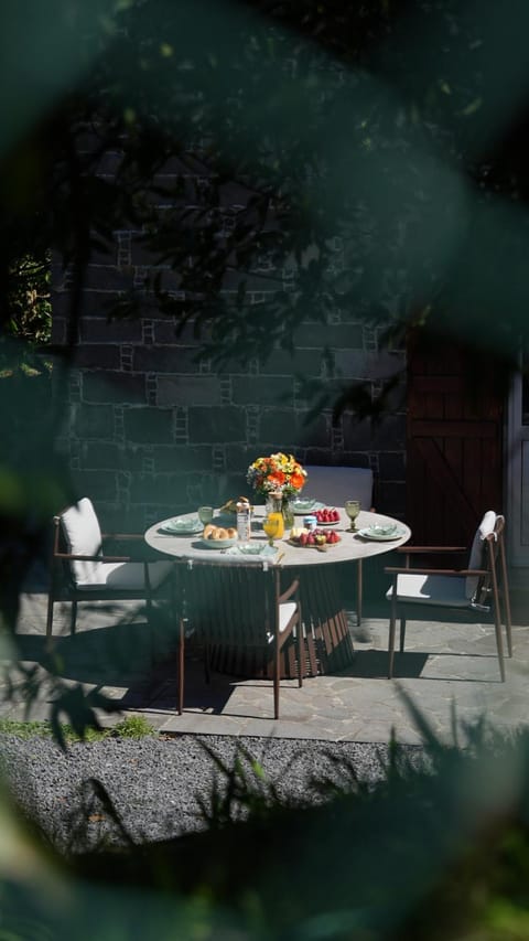 Dining area, Garden view