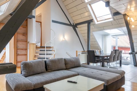 Helle Top gelegene Unterkunft Monteurwohnung im schönen Gau-Algesheim Apartment in Mainz-Bingen