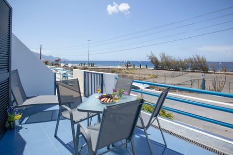 Balcony/Terrace, Sea view, Quiet street view