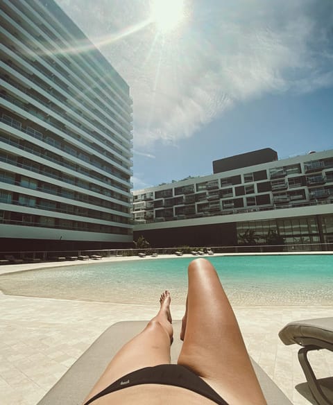 Pool view, Swimming pool, sunbed