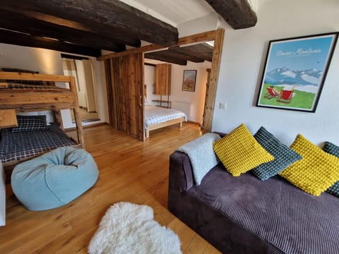 Photo of the whole room, Bedroom, bunk bed