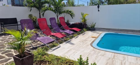 Seating area, Pool view, Swimming pool, sunbed