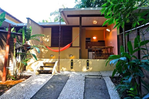 Property building, Patio, Facade/entrance