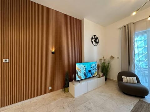 2 Bedrooms Apartment with Marina Views Apartment in Dubai