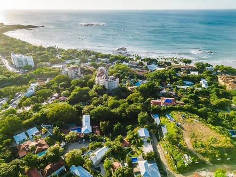 Property building, Nearby landmark, Neighbourhood, Beach, Sea view