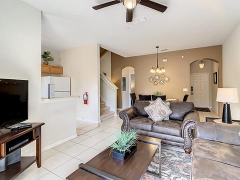 Charming & Cozy Getaway! Lazy River! House in Four Corners