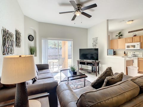 Charming & Cozy Getaway! Lazy River! House in Four Corners