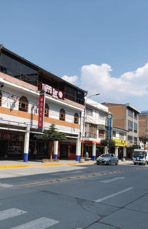 Property building, Day, Neighbourhood, City view, Street view, Location