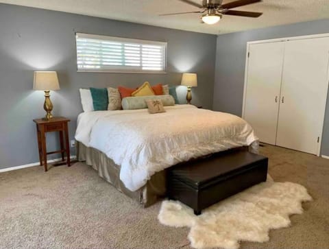 Midtown Old Southwest Home With Pool! Vacation rental in Reno