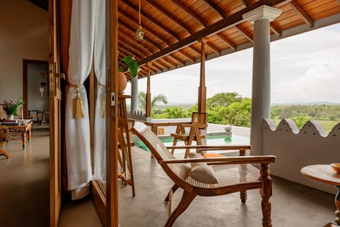 Natural landscape, Balcony/Terrace, Seating area, Pool view, Swimming pool, sunbed