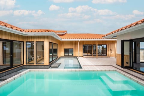 Day, Pool view, Swimming pool