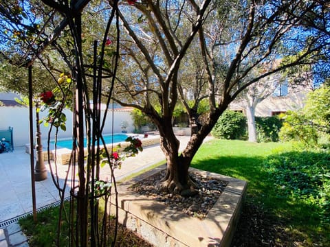 Maison d'hôtes La Capucine House in Le Pontet