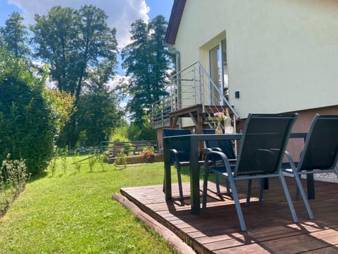 Garden, Balcony/Terrace