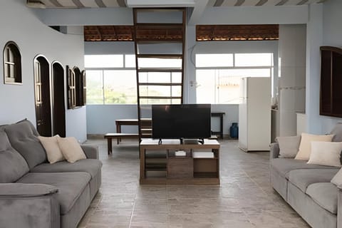 Communal lounge/ TV room, Living room, Meeting/conference room