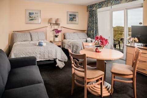 Baywatch Resort Apartment hotel in North Myrtle Beach