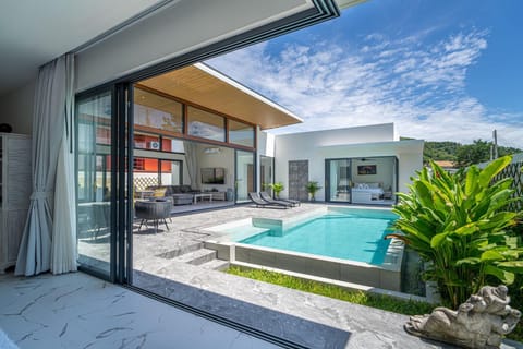 Patio, Day, Balcony/Terrace, Pool view, Swimming pool