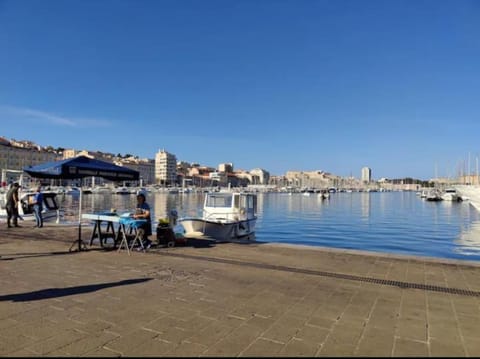 appartement Vieux Port Clim Apartment in Marseille