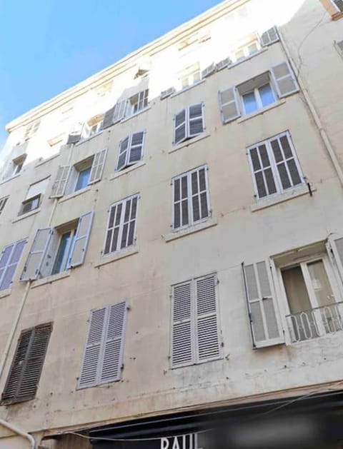 appartement Vieux Port Clim Apartment in Marseille