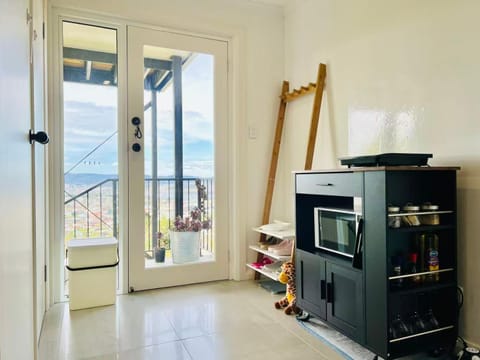 Hobart Retreat with City and Water View Bed and Breakfast in Tasmania