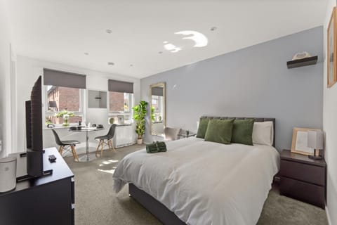 Communal lounge/ TV room, Bed, TV and multimedia, Dining area, Bedroom, heating, internet, internet