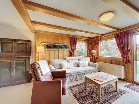 Living room, Photo of the whole room, Dining area, Bedroom
