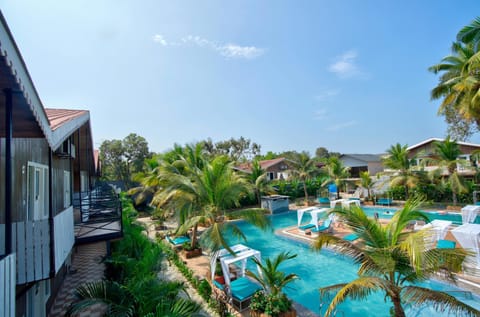 Pool view, Swimming pool