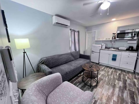 Quality 4 Four. Pet Yes Apartment in Beaufort