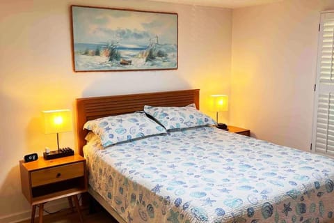 10 Minutes to the Beach. Pet Yes Country House in Saint Helena Island