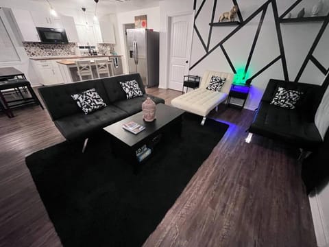 Seating area, pet friendly