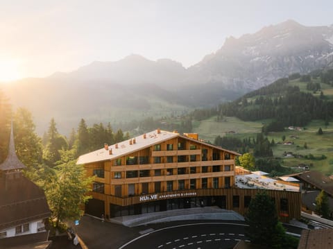 Facade/entrance, Mountain view, Shopping Area, Sunrise