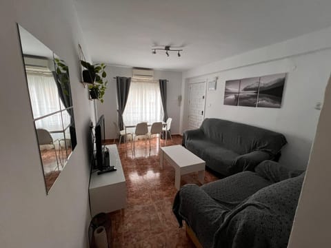 Communal lounge/ TV room, Lounge or bar