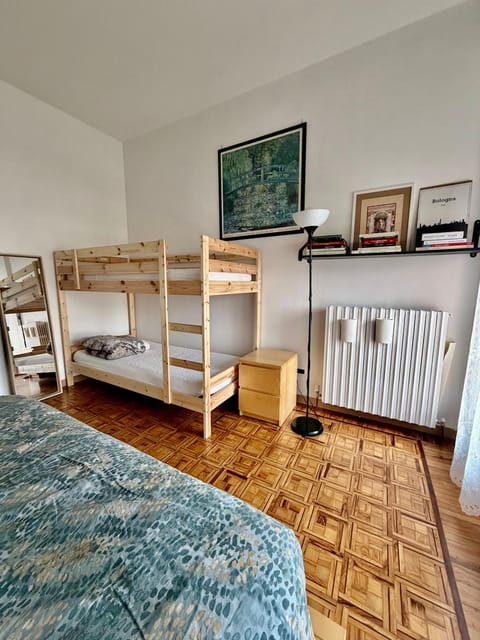 Michelangelo Green Corner Apartment in Bologna